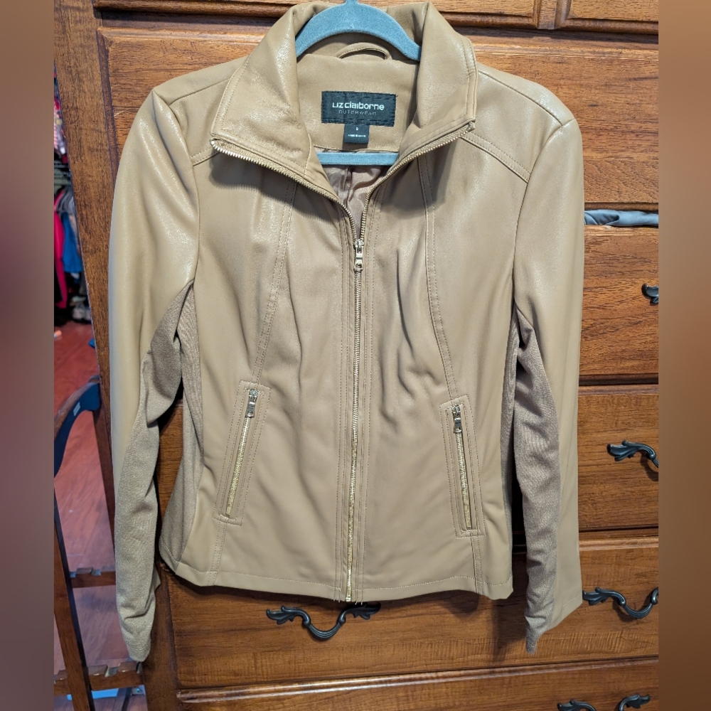 Liz Claiborne tan jacket small